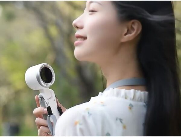 Folding High Speed Handheld Fan- 3600mAh - Image 2